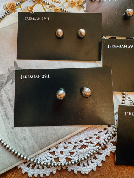 9mm Pearl Studs