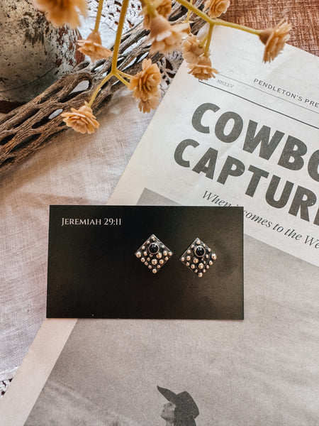 Onyx Bubble Studs