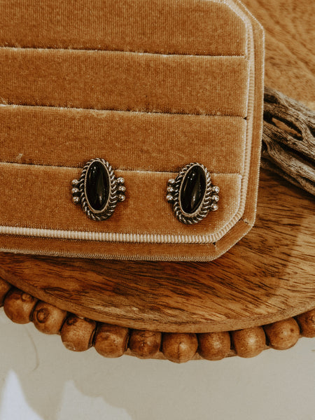 Susan Onyx Studs