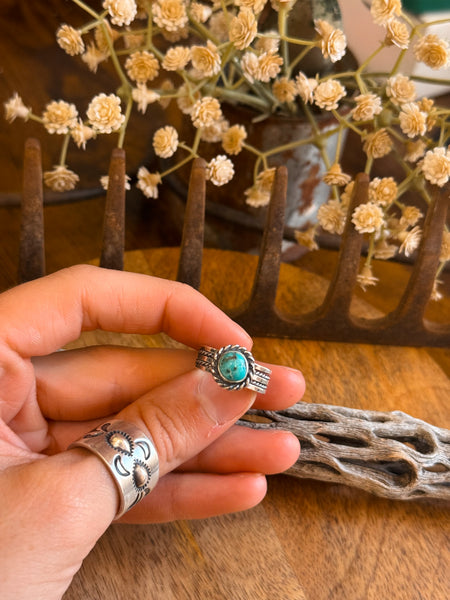 Laurel Ring