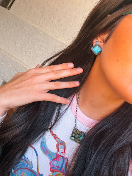 Redrock Studs