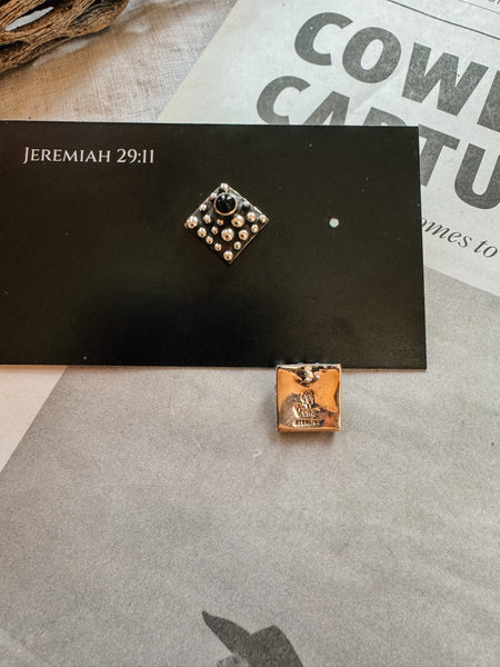 Onyx Bubble Studs