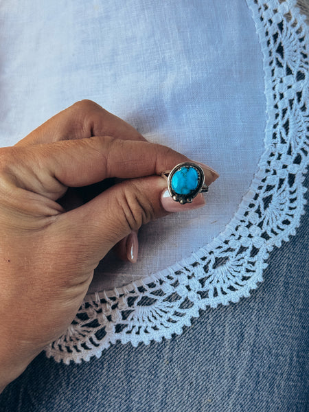 Ave Ring